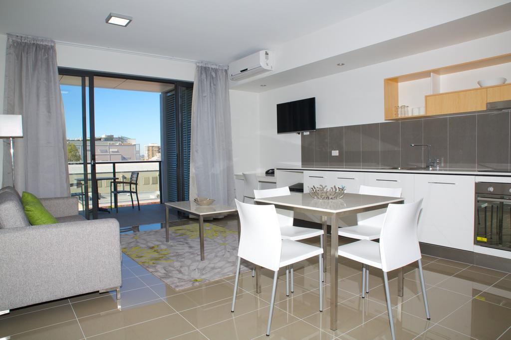 Atrio Apartments Brisbane Room photo